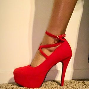 Devil Red Platform Pump